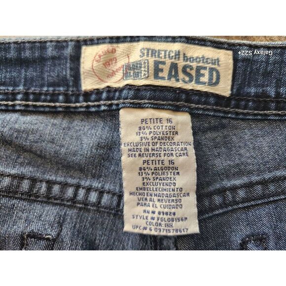 15  Faded Glory Stretch Eased Bootcut jeans, petite - Picture 3 of 7